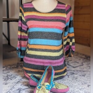 Women's lightweight sweater